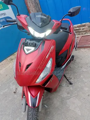 Hero Maestro EDGE 110 XTEC 2023 Red
