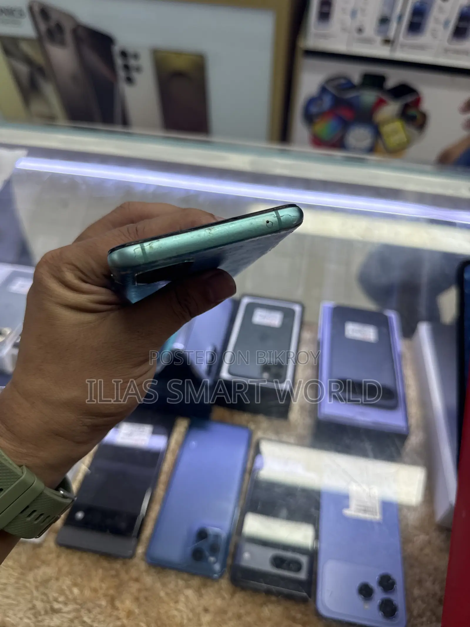ওয়ানপ্লাস ৮টি ২৫৬ জিবি ব্লু