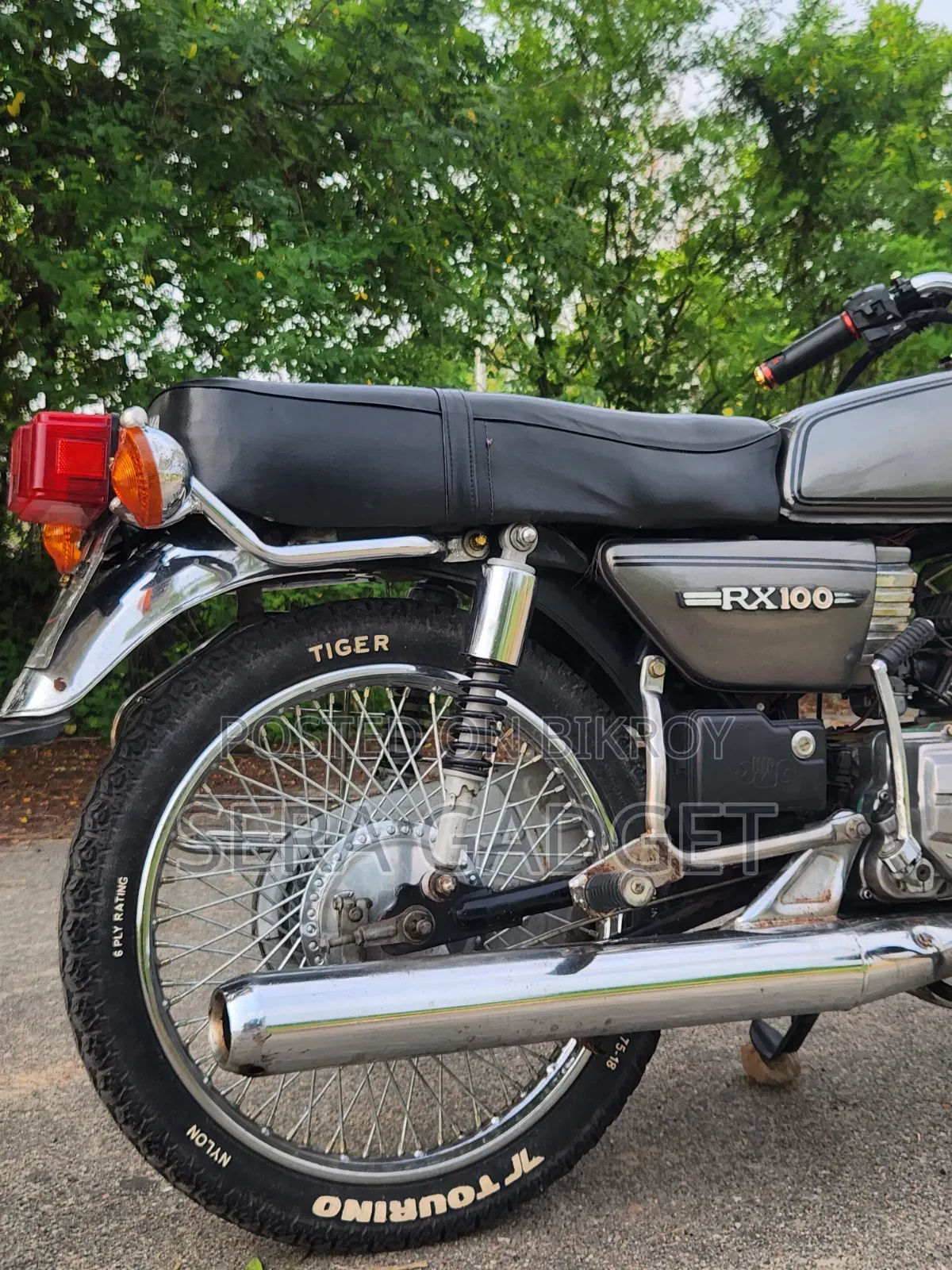 Yamaha 1996 Gray