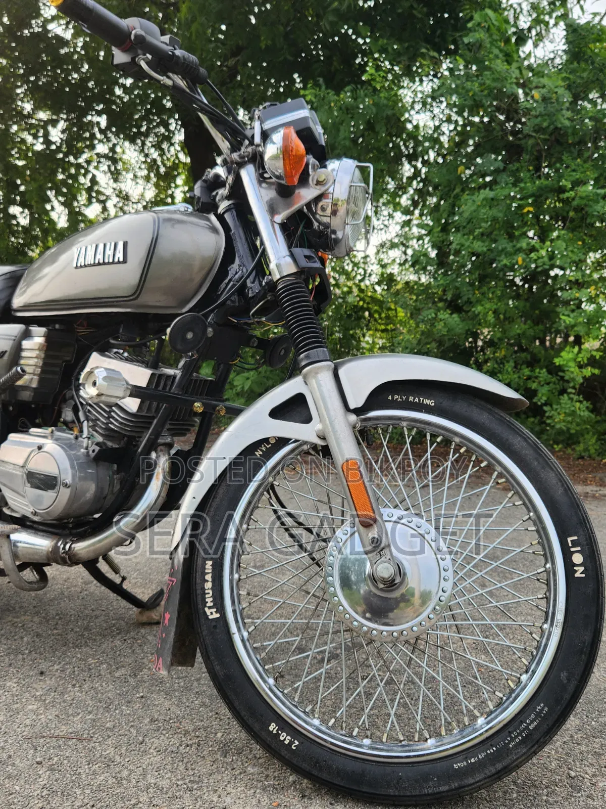Yamaha 1996 Gray