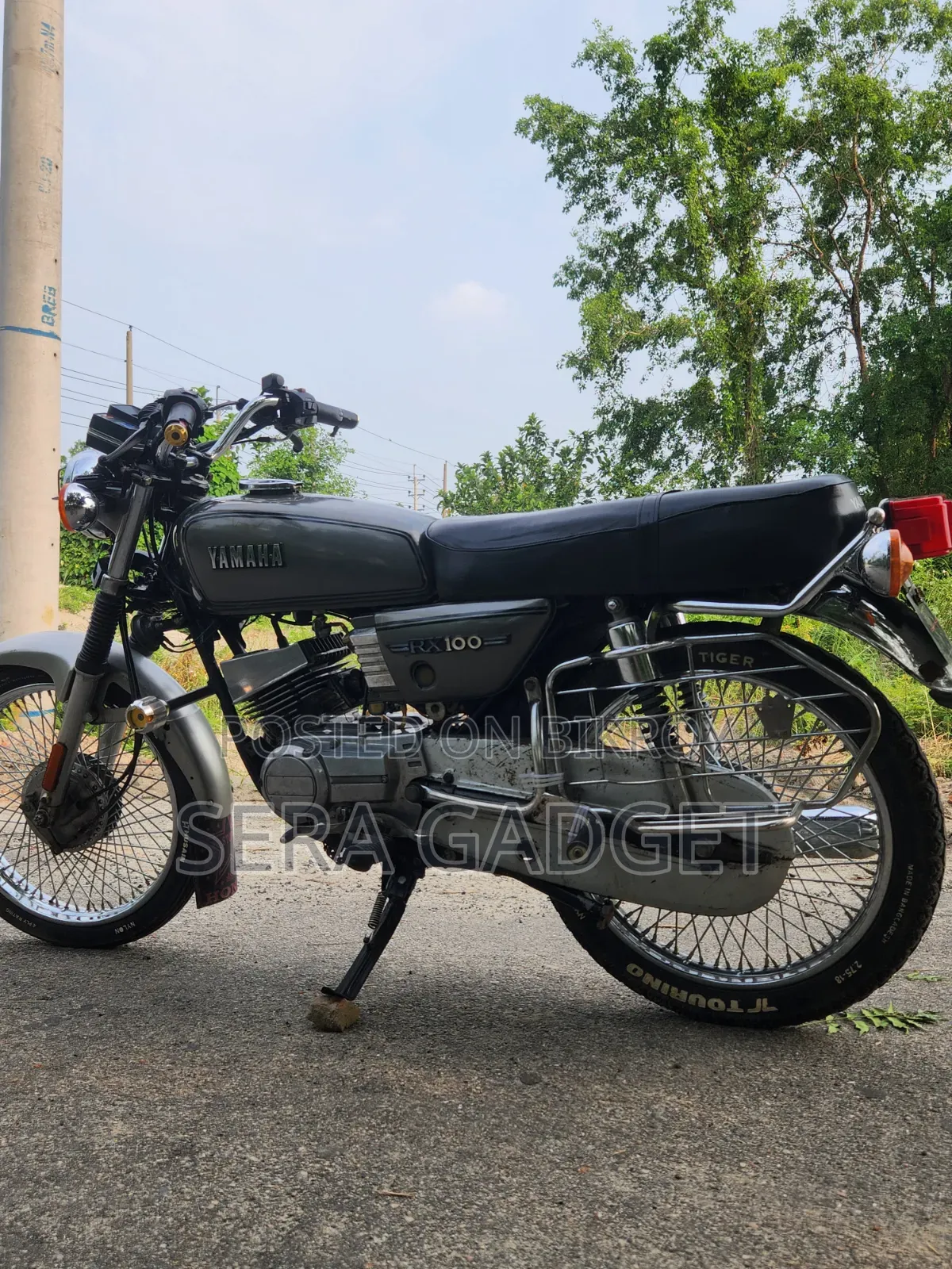 Yamaha 1996 Gray