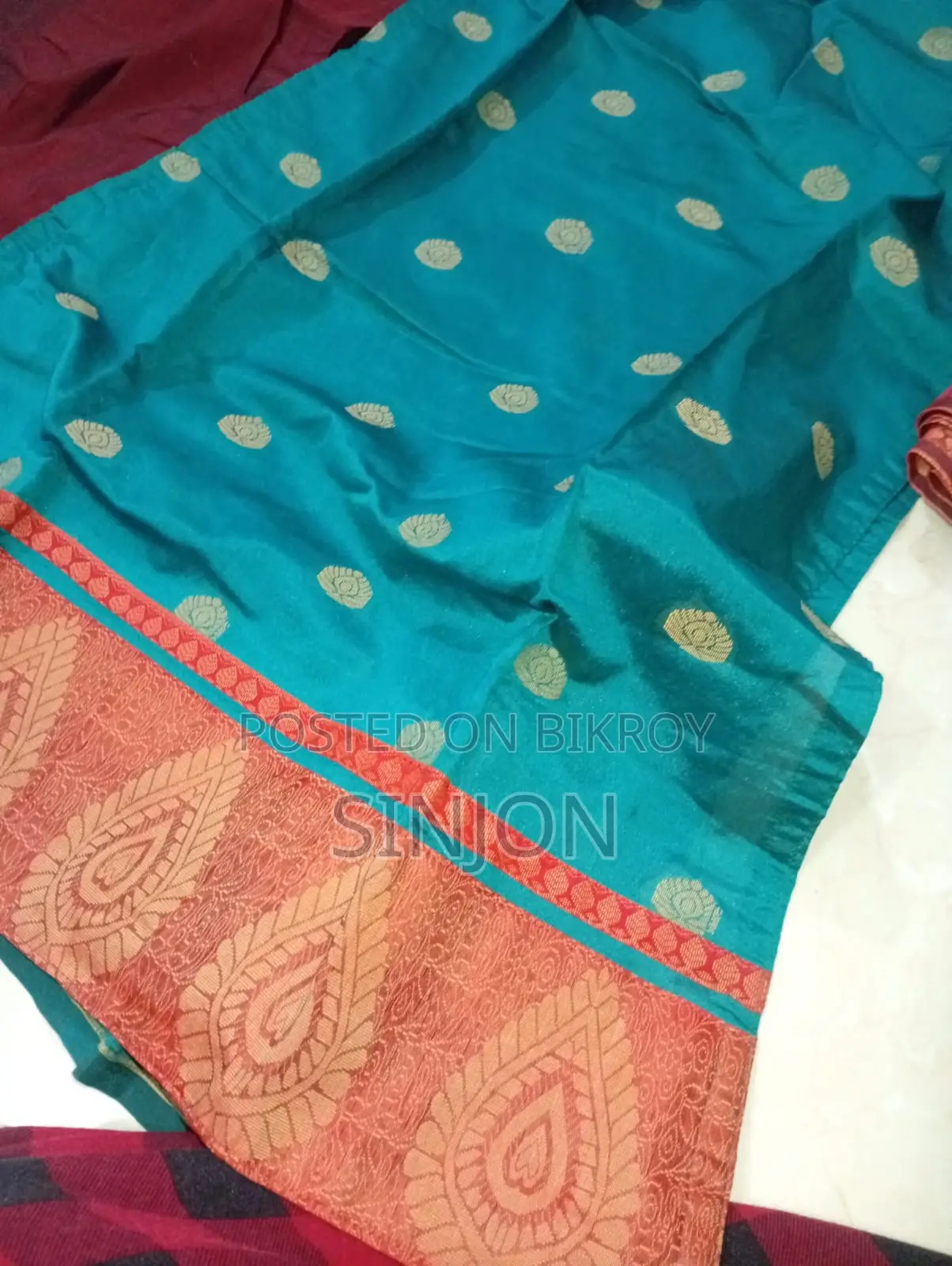 সালোয়ার কামিজ