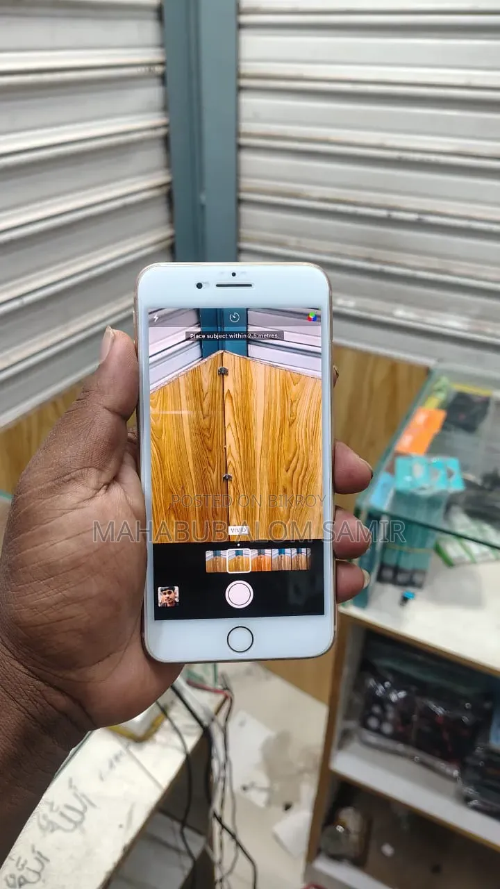 Apple iPhone 8 Plus 64 GB Gold