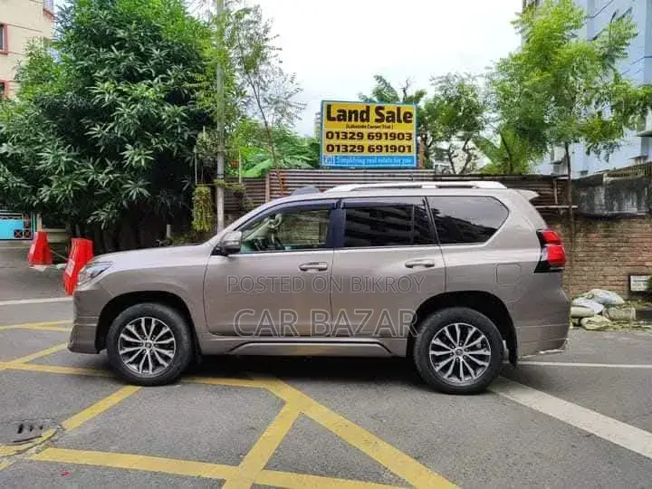 টয়োটা ল্যান্ড ক্রুজার প্রাডো ২.৭ ২০১৮ বাদামী