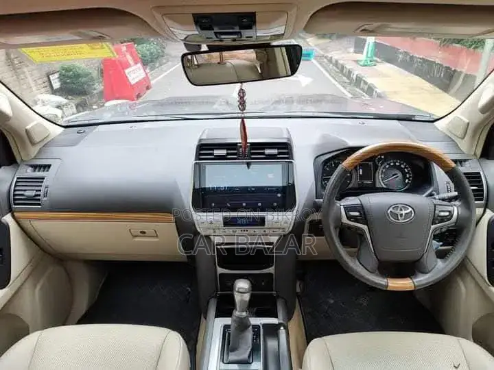 টয়োটা ল্যান্ড ক্রুজার প্রাডো ২.৭ ২০১৮ বাদামী