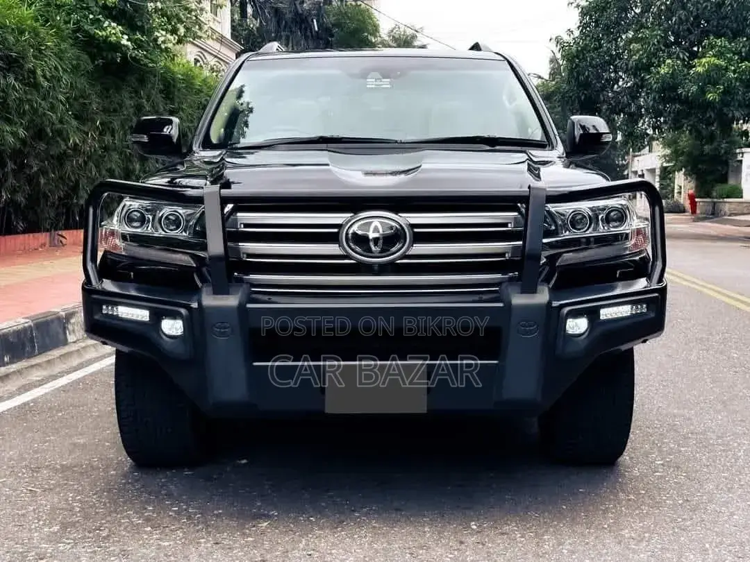 Toyota Land Cruiser 4.5 V8 VXR 2018 Black