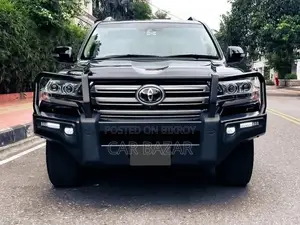 Toyota Land Cruiser 4.5 V8 VXR 2018 Black