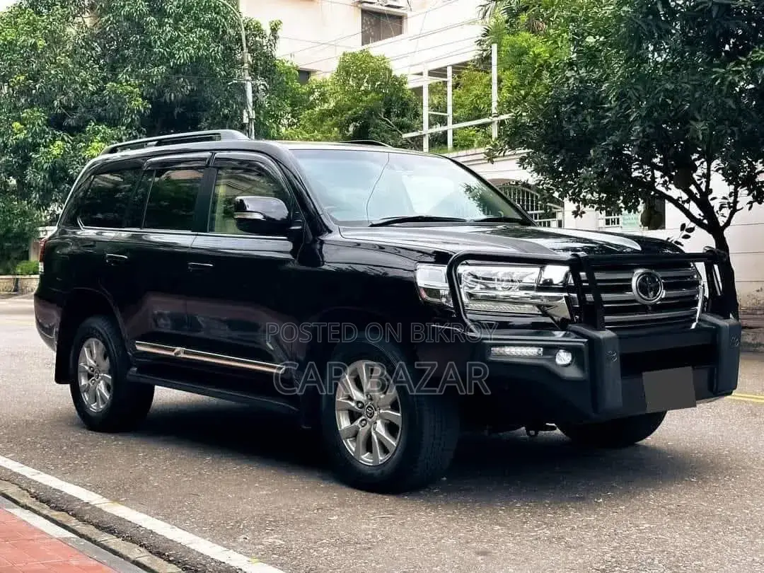 Toyota Land Cruiser 4.5 V8 VXR 2018 Black