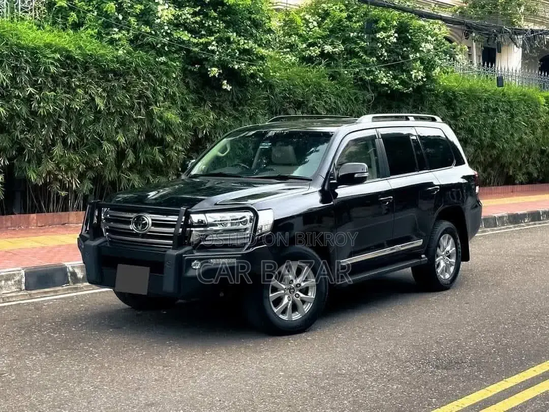 Toyota Land Cruiser 4.5 V8 VXR 2018 Black