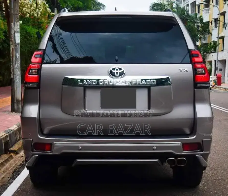 Toyota Land Cruiser Prado 2.7 2021 Gray
