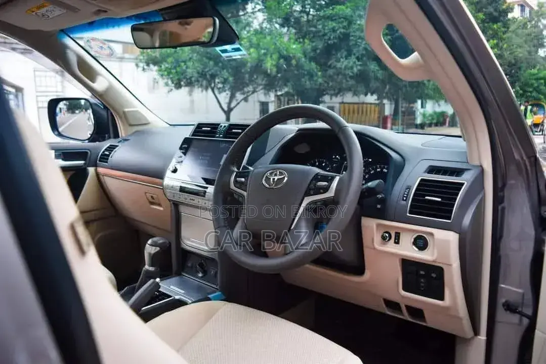 Toyota Land Cruiser Prado 2.7 2021 Gray