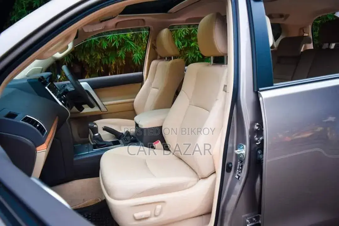 Toyota Land Cruiser Prado 2.7 2021 Gray