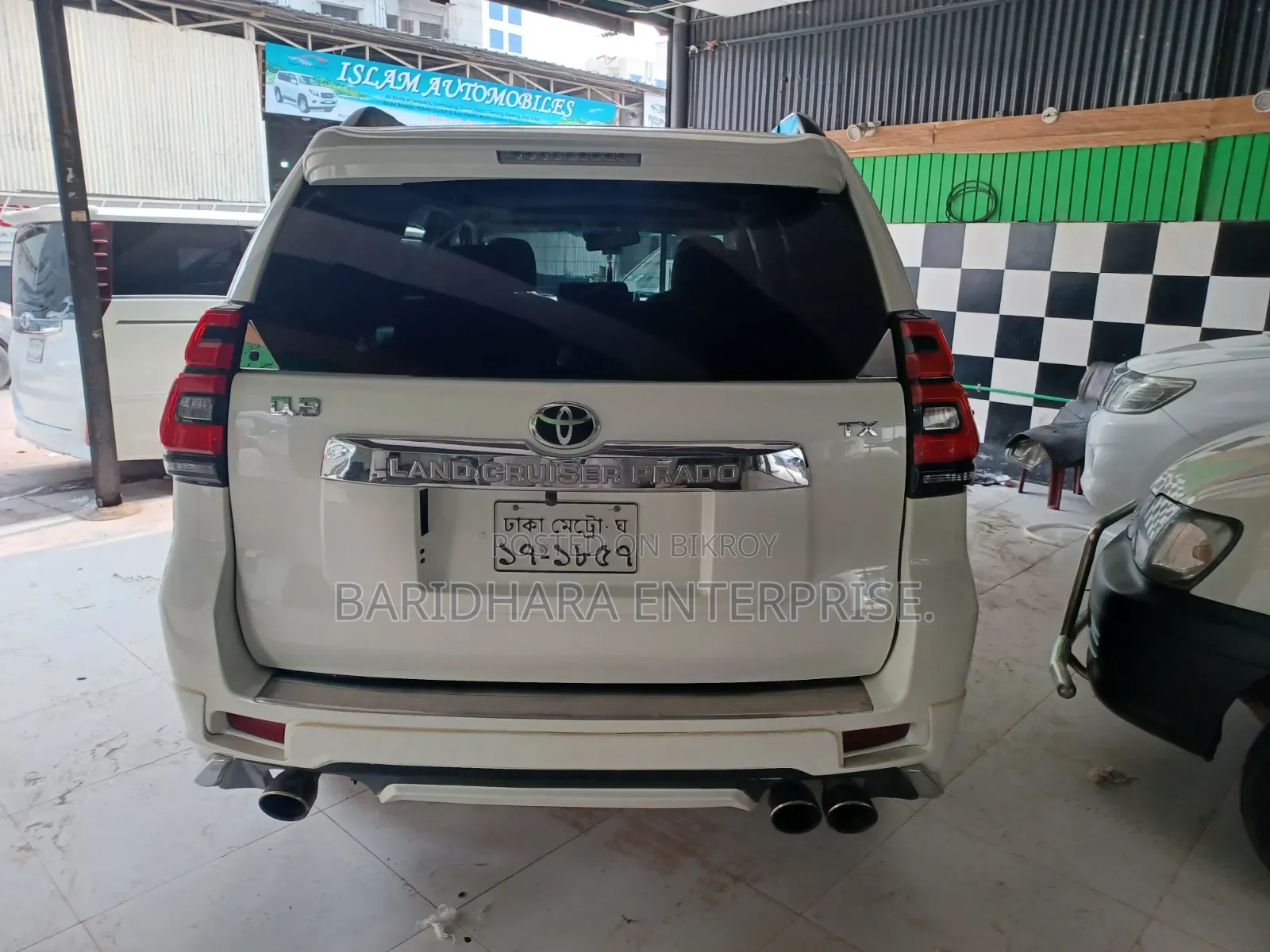 Toyota Corolla 2012 White