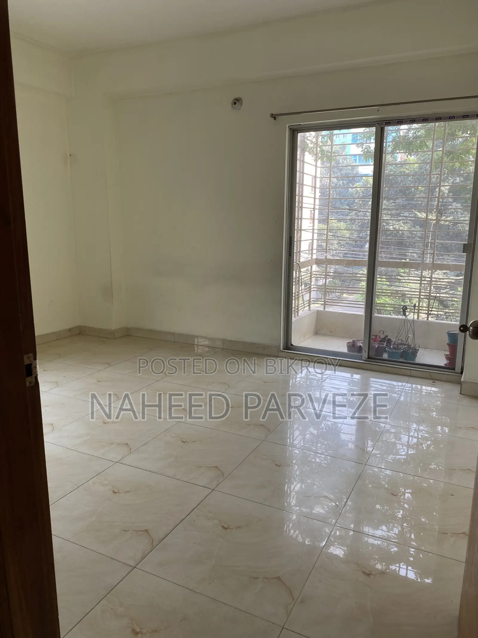3bdrm Apartment in Sharif Hights, Basundhara for Rent