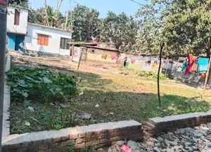 জরুরি ভিত্তিতে ৩ কাঠা ১০ ছটাক জমি বিক্রি হবে
