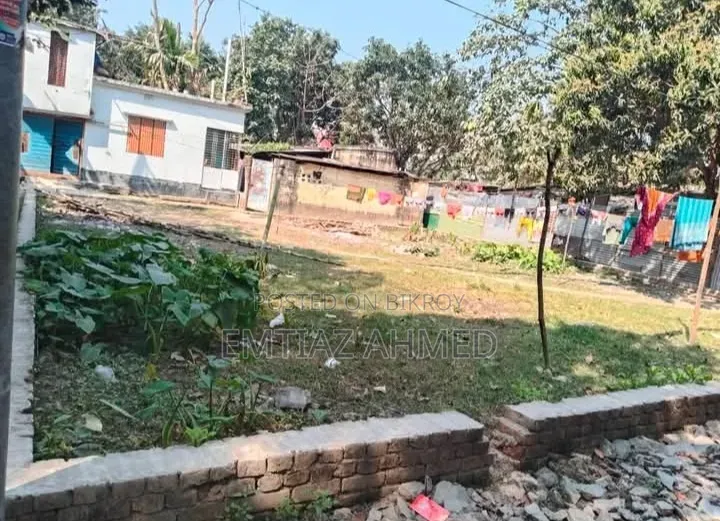 জরুরি ভিত্তিতে ৩ কাঠা ১০ ছটাক জমি বিক্রি হবে