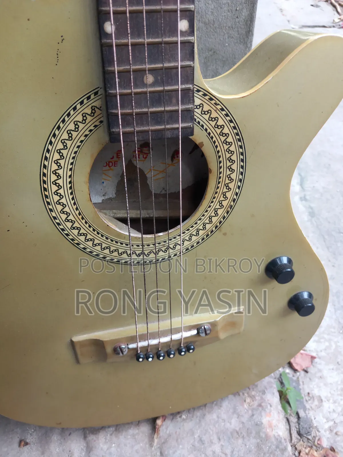 Second-hand Lead Guitar