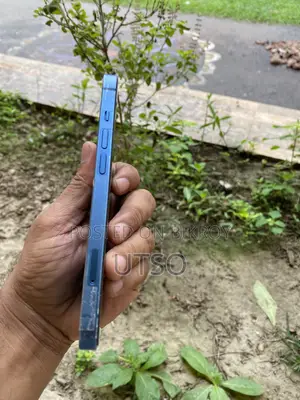 New Apple iPhone 13 128 GB Blue