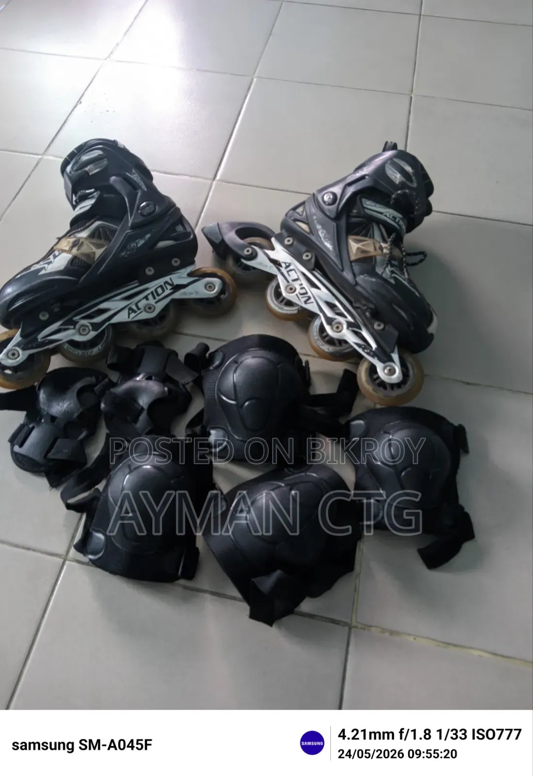 Skating Shoes (Action)