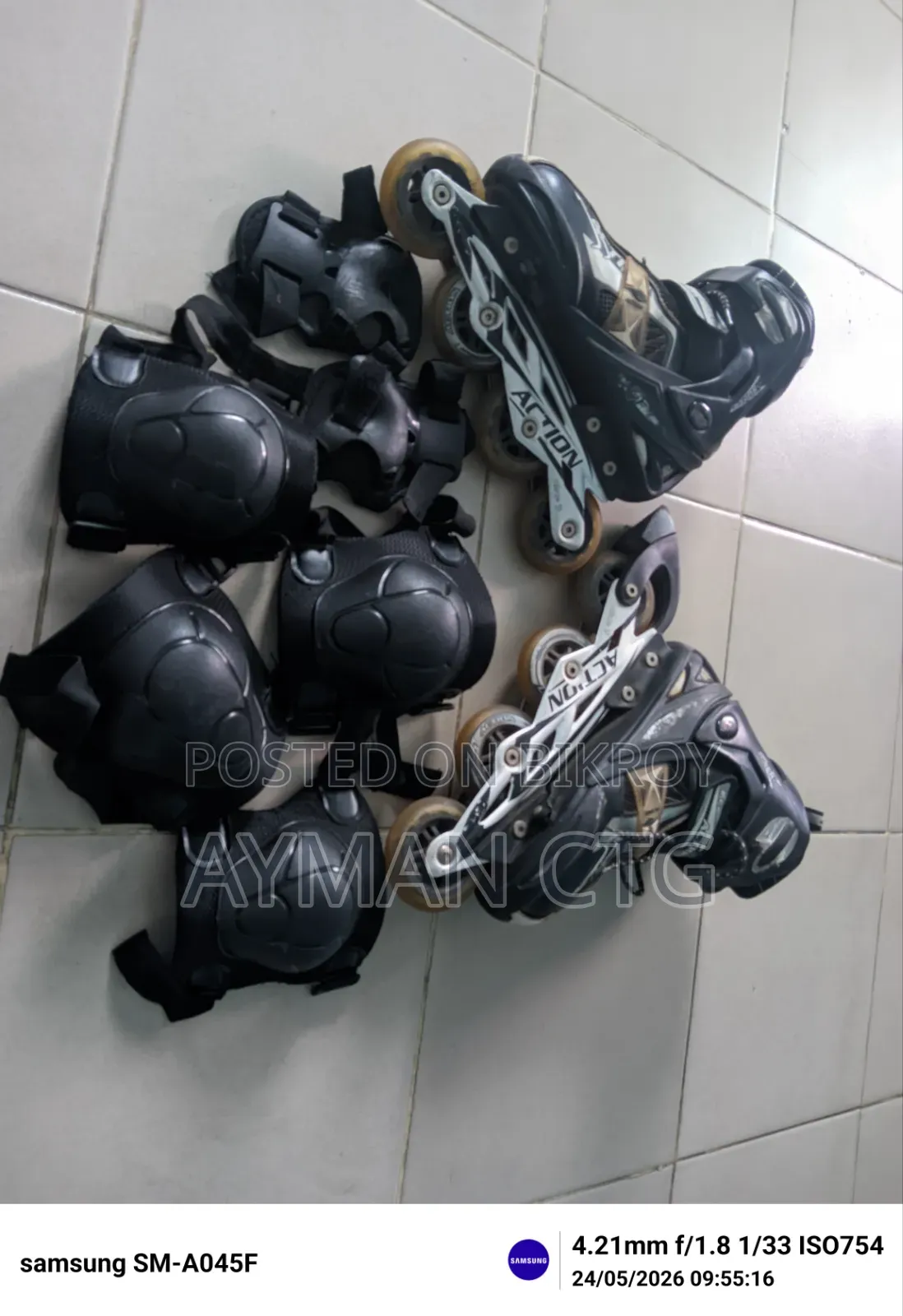 Skating Shoes (Action)