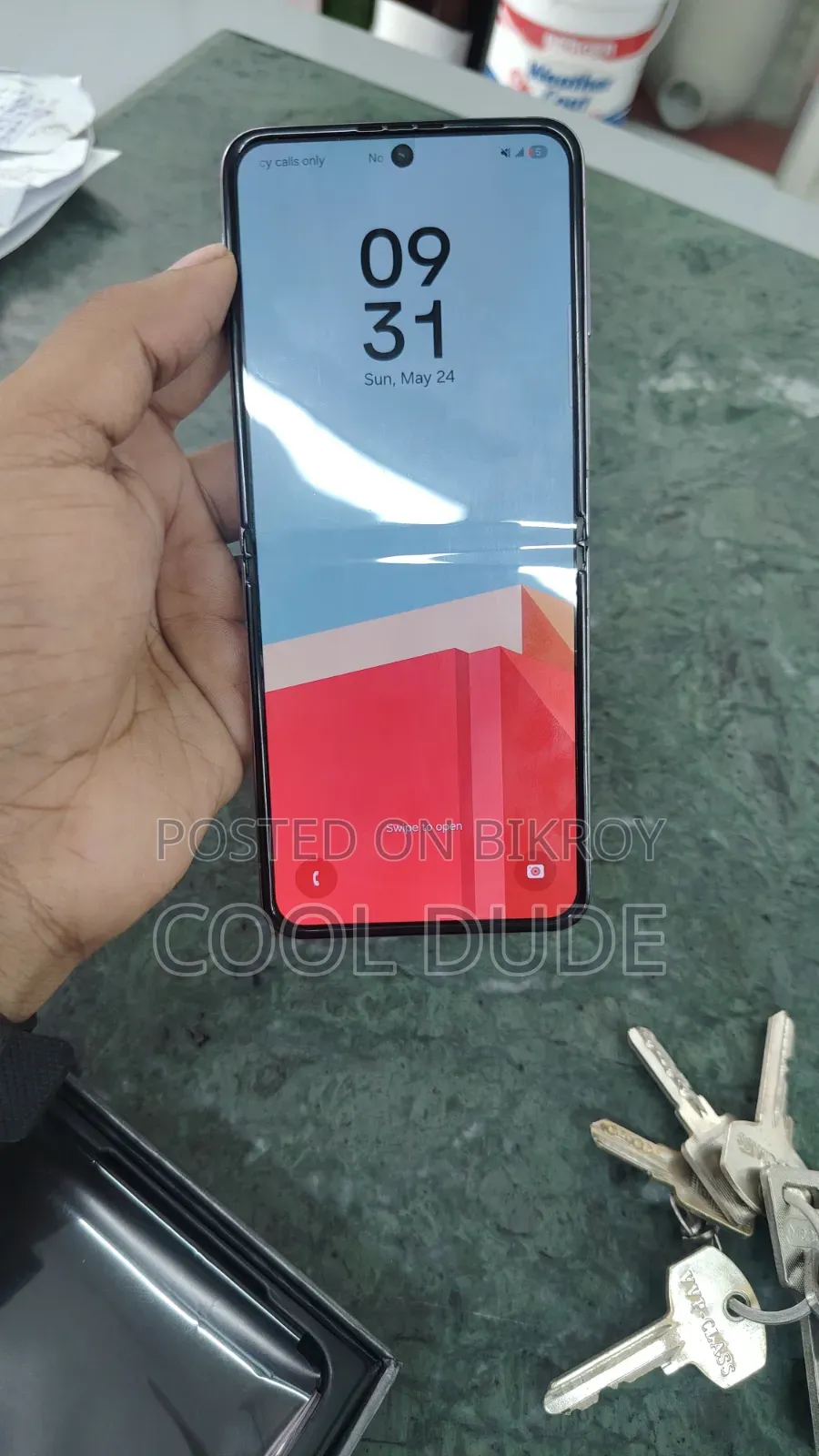 New Samsung Galaxy Z Flip4 128 GB Blue