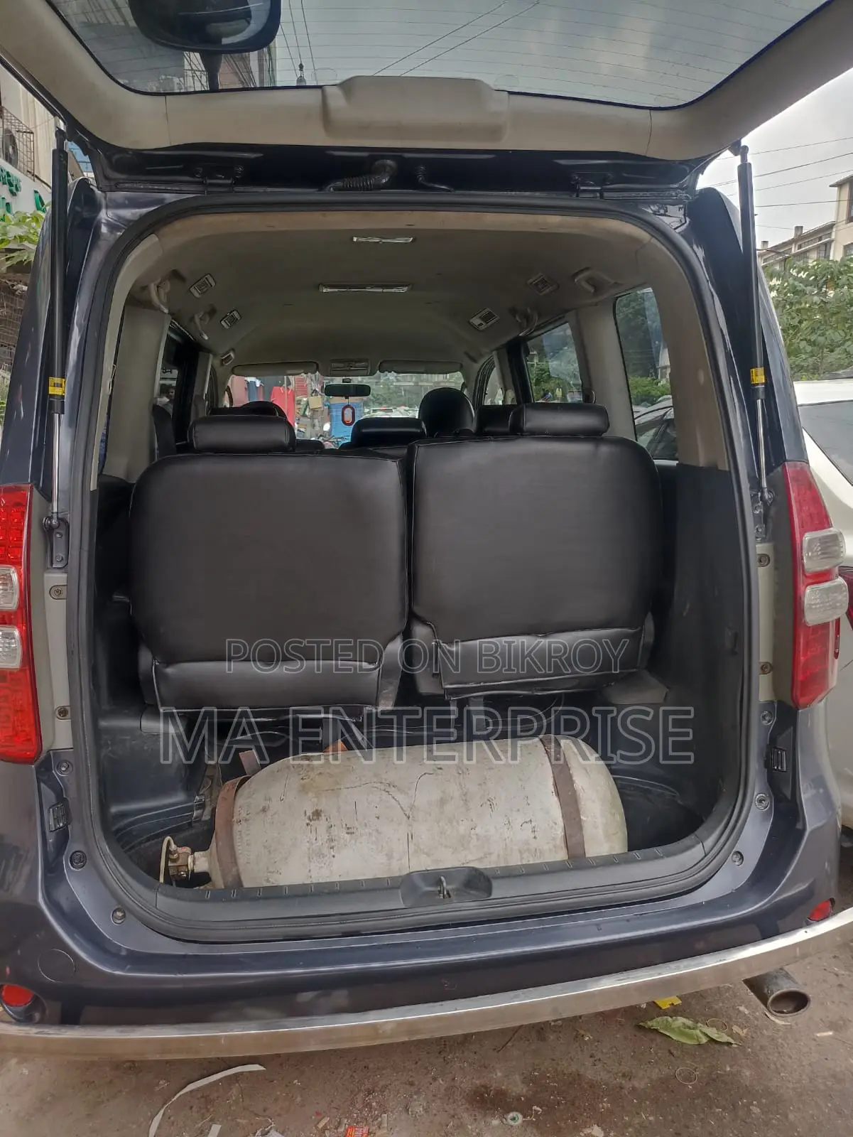 Toyota Noah 2010 Gray