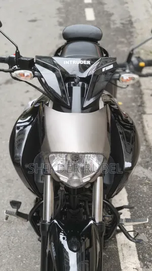 Suzuki Intruder 2021 Black