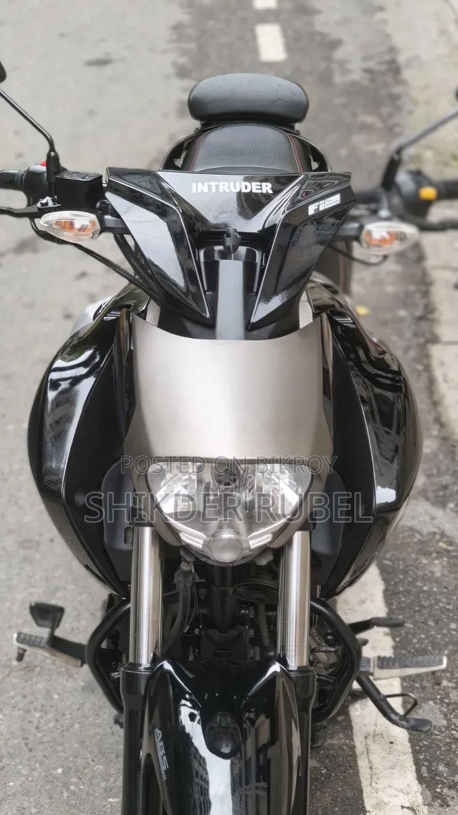 Suzuki Intruder 2021 Black
