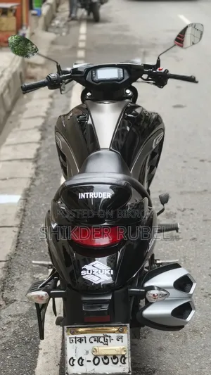 Suzuki Intruder 2021 Black
