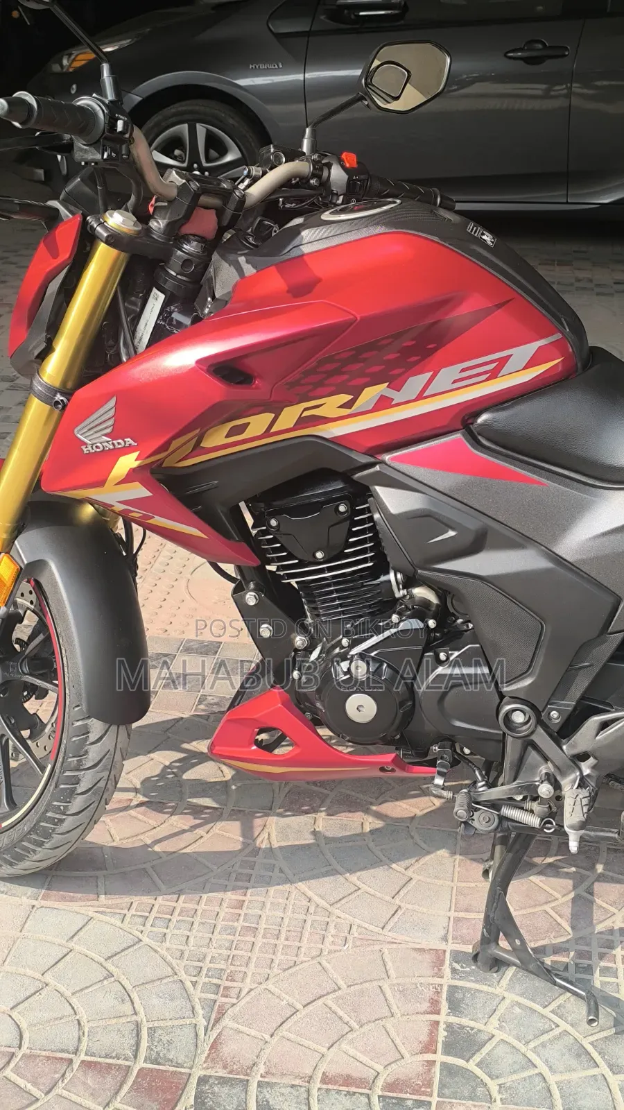 Honda Hornet 2024 Red