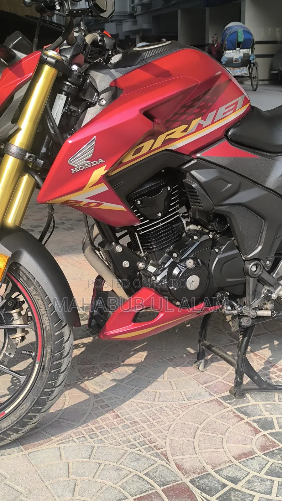 Honda Hornet 2024 Red