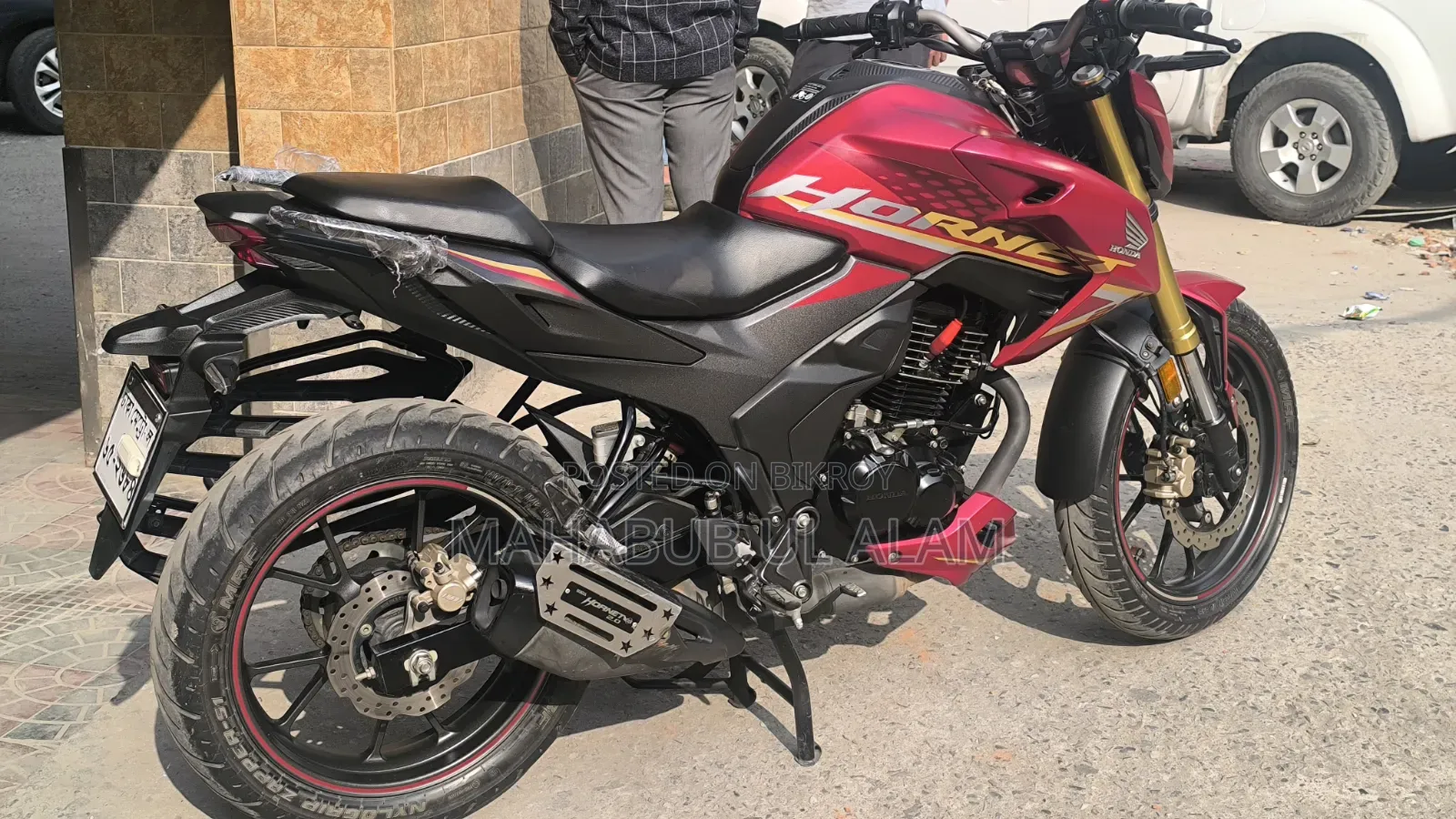 Honda Hornet 2024 Red