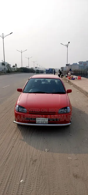 Toyota Starlet 1998 রেড