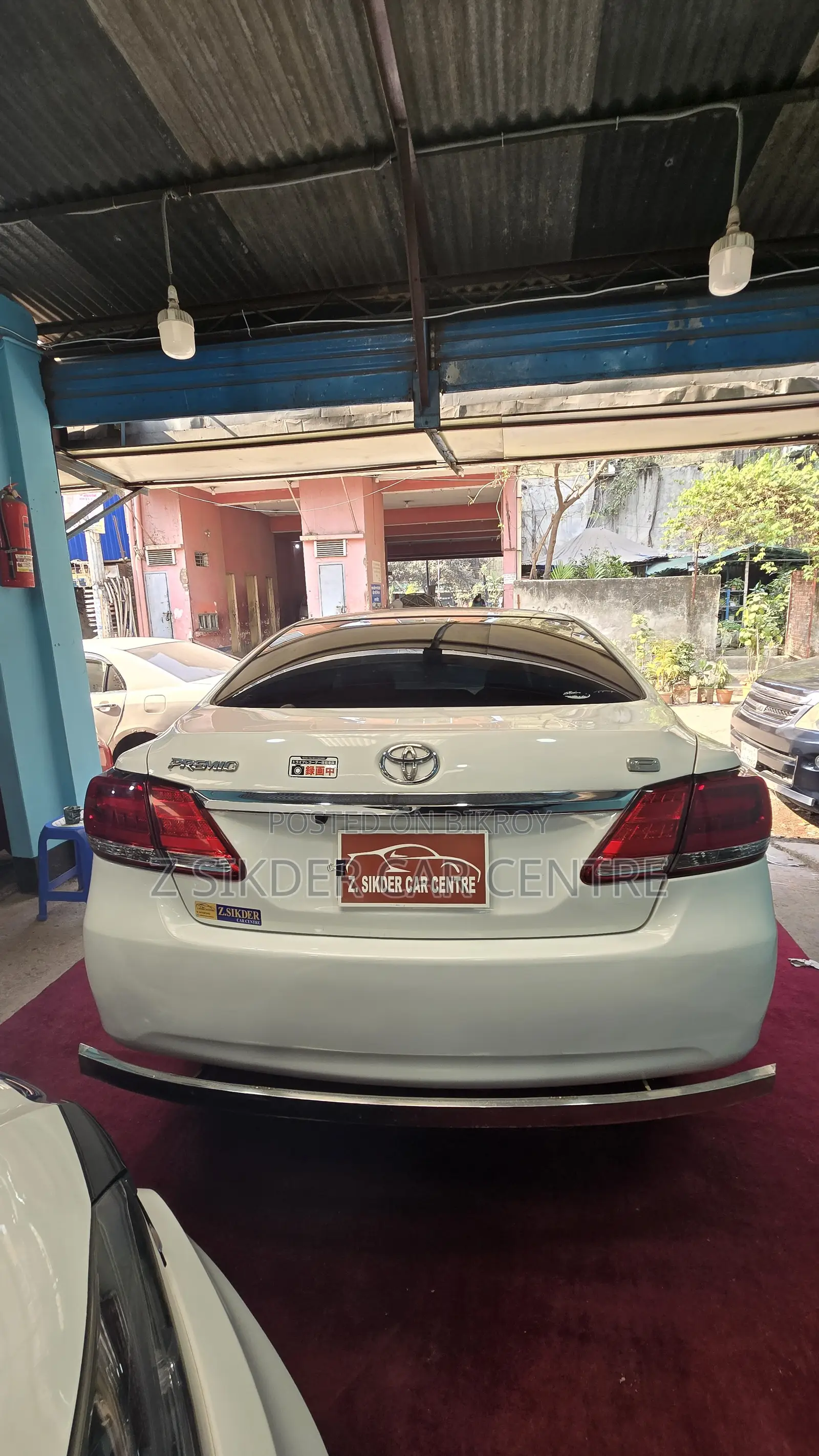 Toyota Premio 2016 White