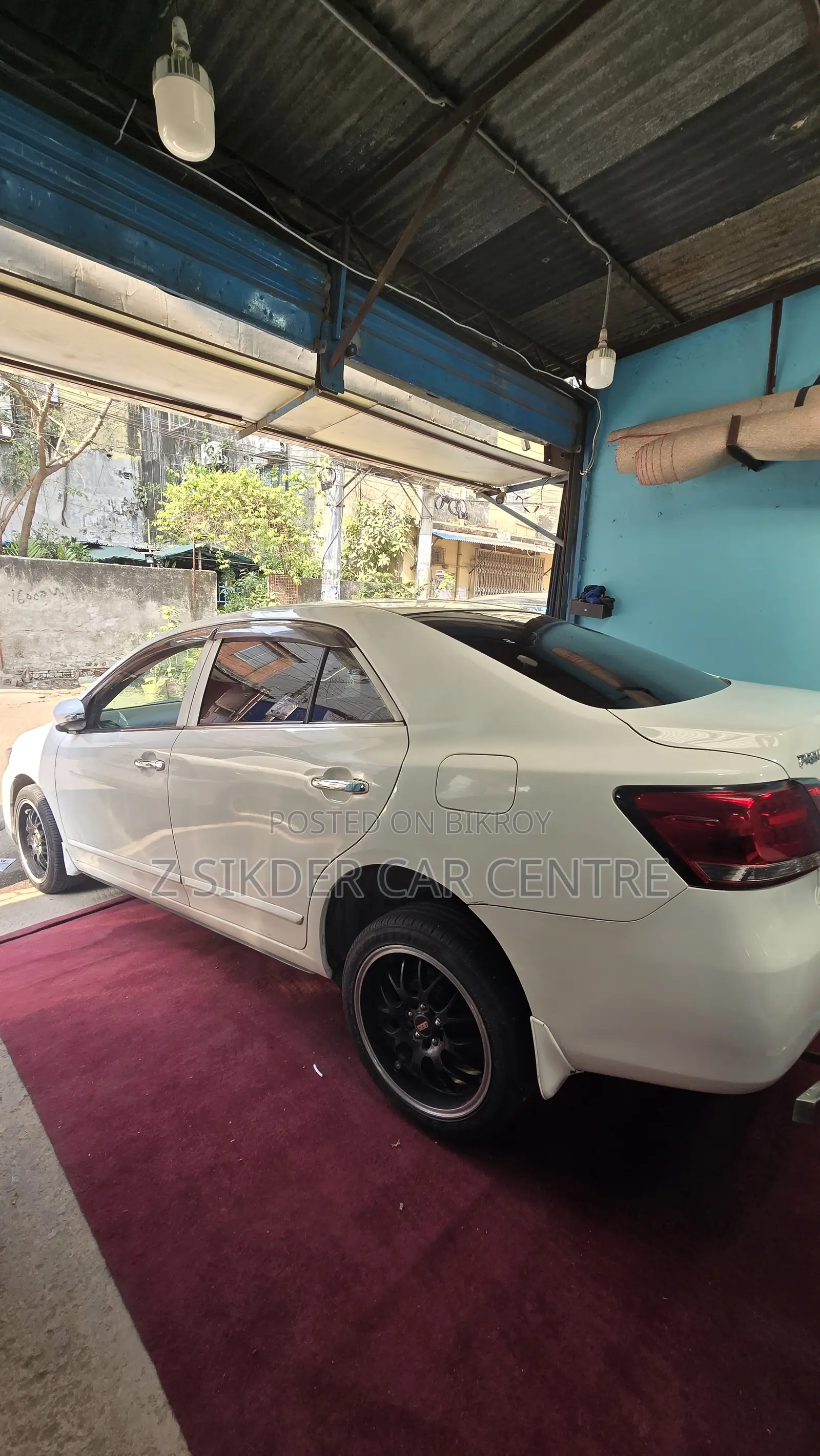 Toyota Premio 2016 White