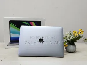 Laptop Apple MacBook Pro 2022 M2 8GB Apple M2 SSD 256GB