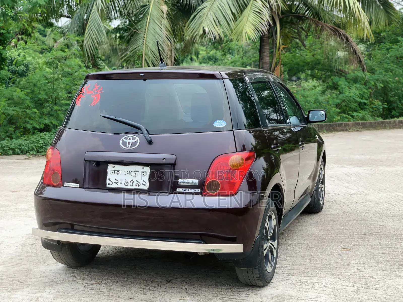 Toyota IST 2004 Maroon