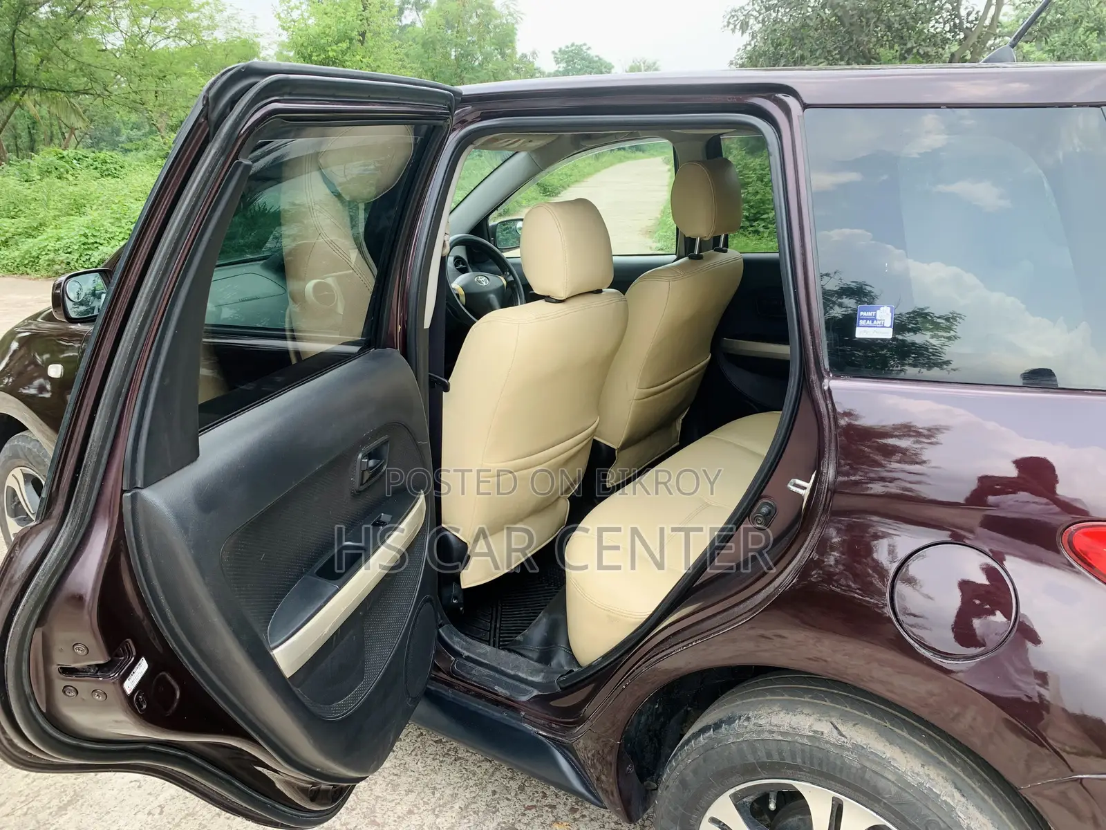 Toyota IST 2004 Maroon