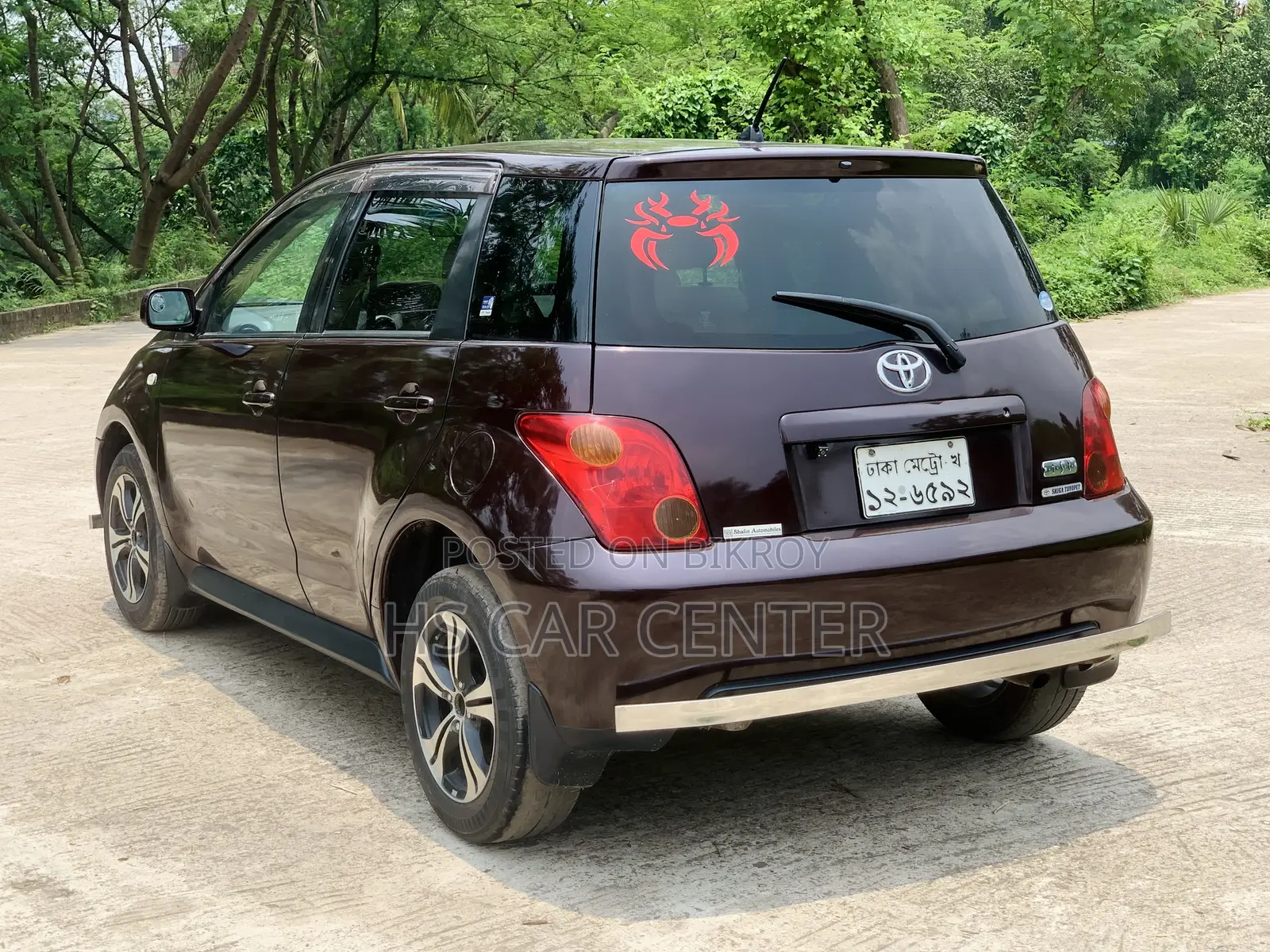 Toyota IST 2004 Maroon