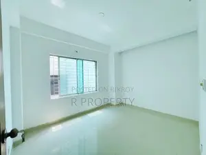 ৩ বেডরুমের অ্যাপার্টমেন্ট বিক্রয়ের জন্য
