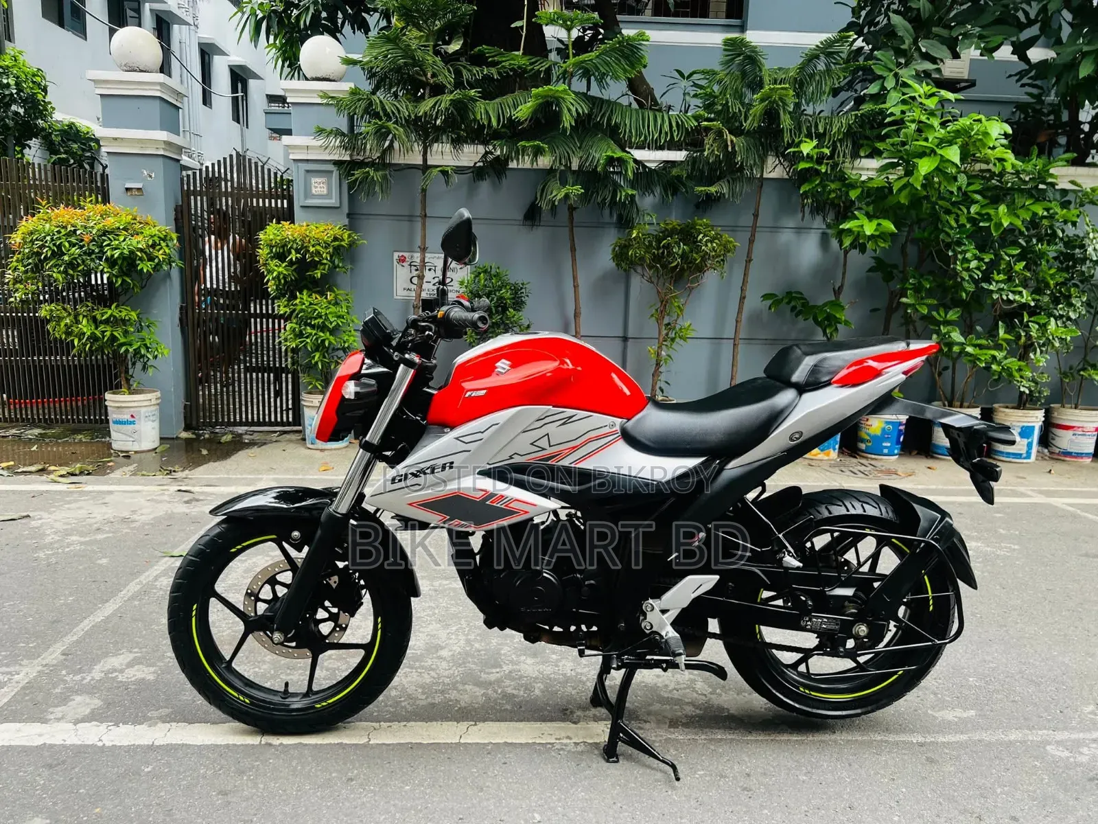 Suzuki Gixxer Fi ABS 2024 Red