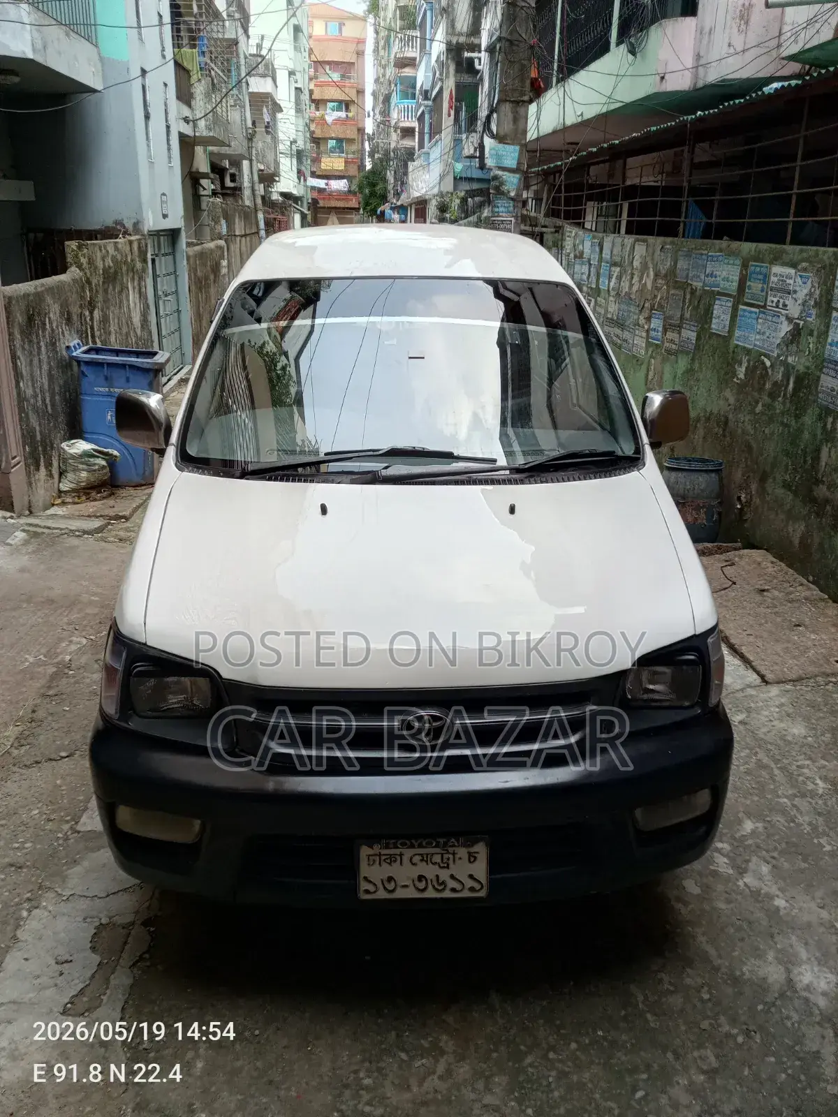 Toyota Noah 2003 White