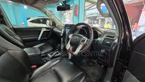 Toyota Land Cruiser Prado 2011 Black