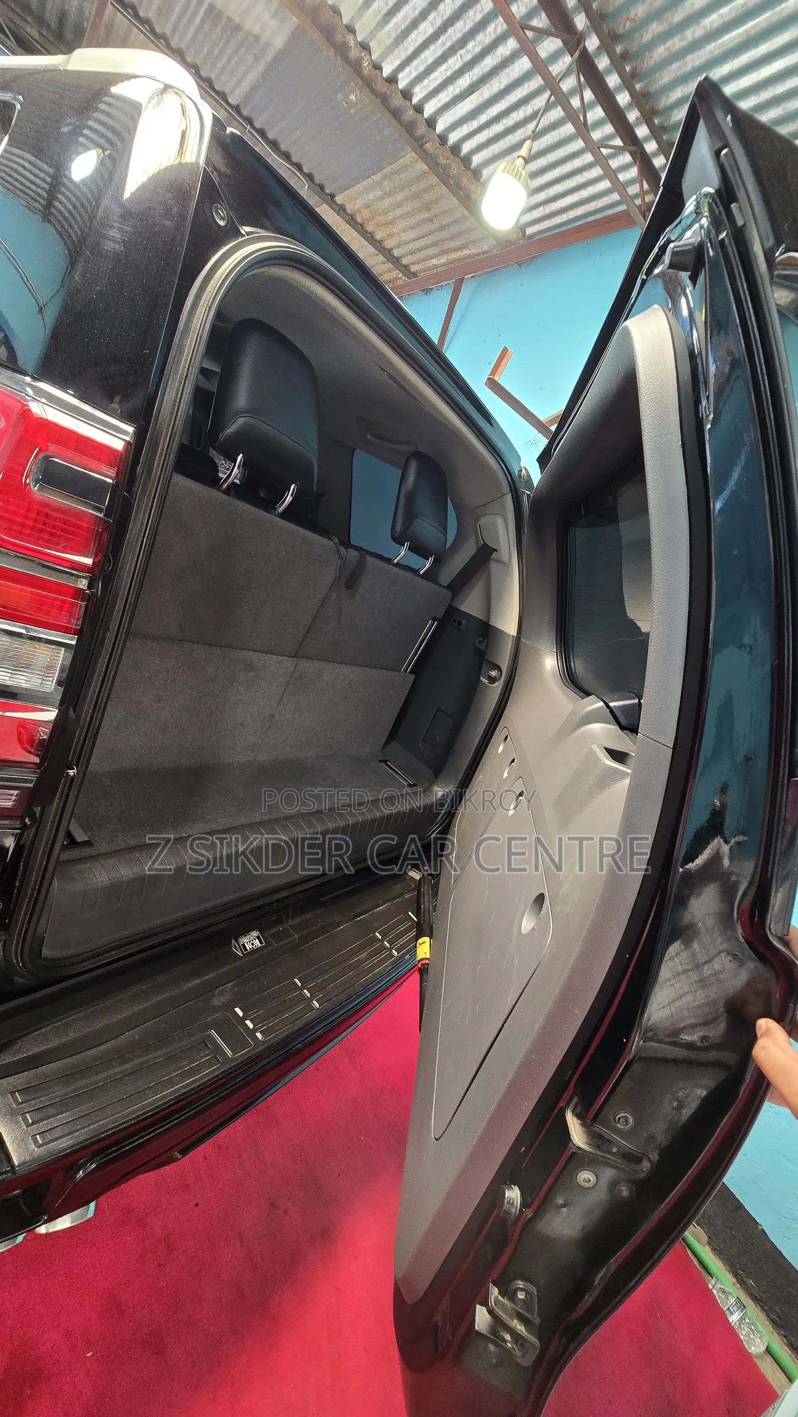 Toyota Land Cruiser Prado 2011 Black
