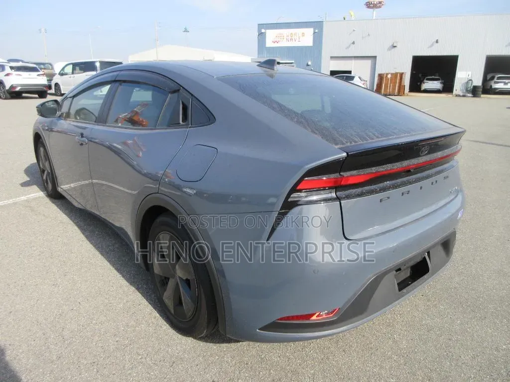 Toyota Prius 2023 Gray