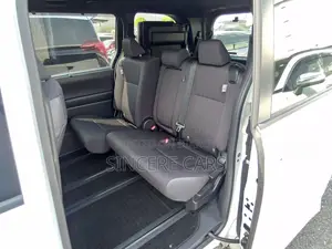 Toyota Noah 2022 Pearl