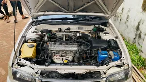 Toyota Corolla 2000 Silver