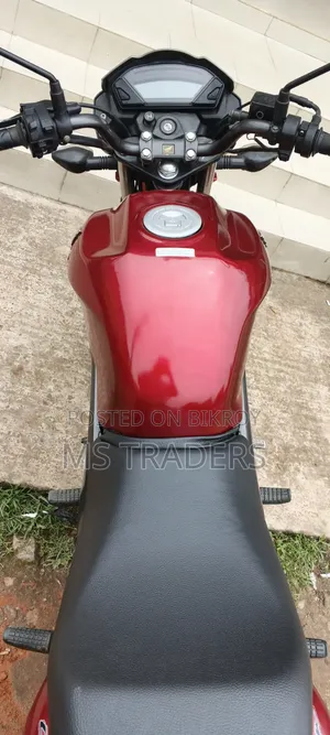 Honda CB 2018 Red