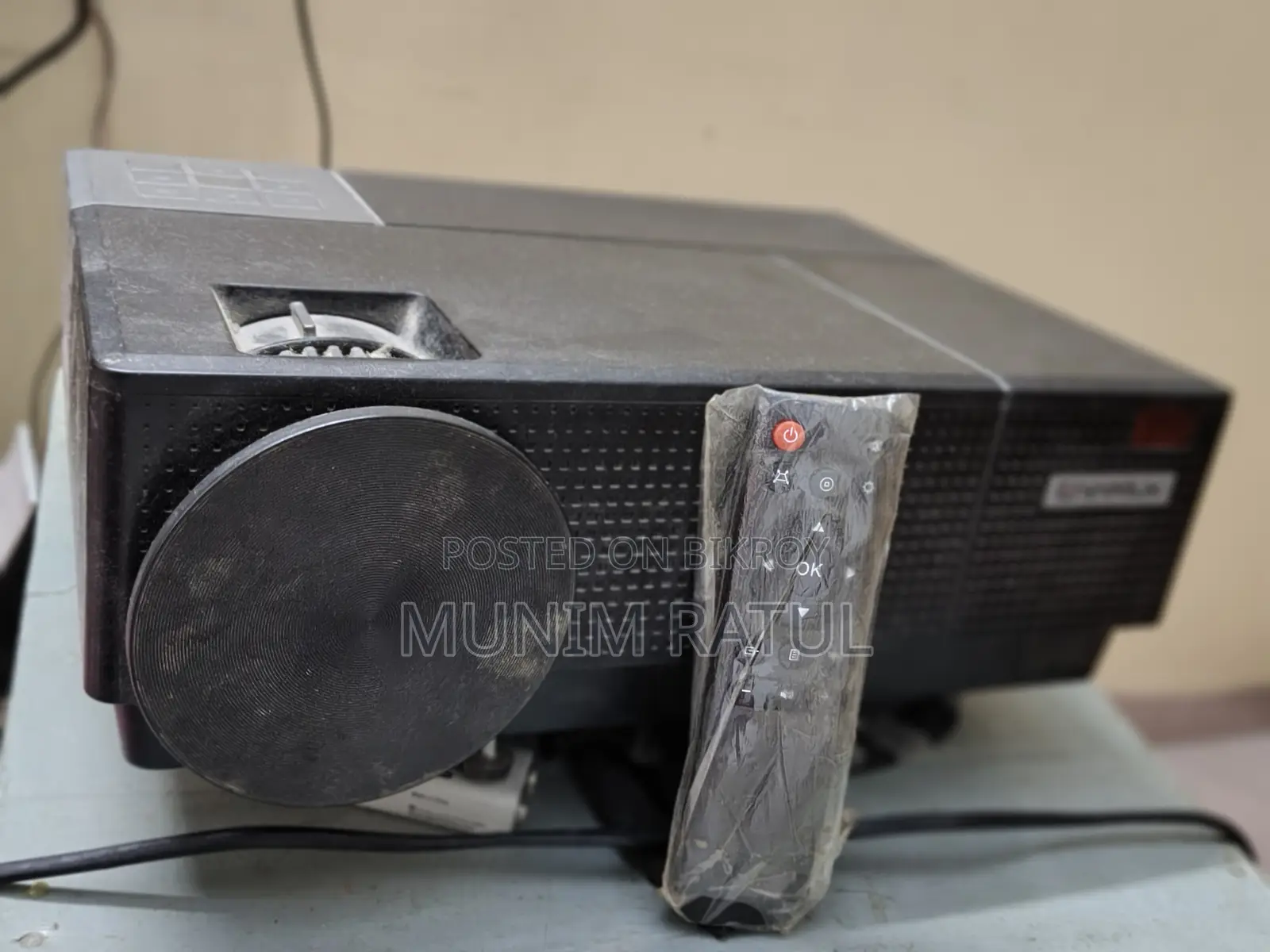 Multimedia Projector for Watching TV, Movies, Games