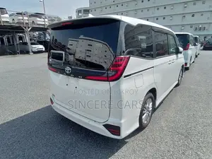 Toyota Noah 2022 Pearl